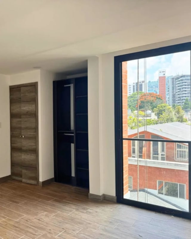 APARTAMENTO EN NIVEL BAJO EN VENTA ZONA 15 PARA ESTRENAR - 9