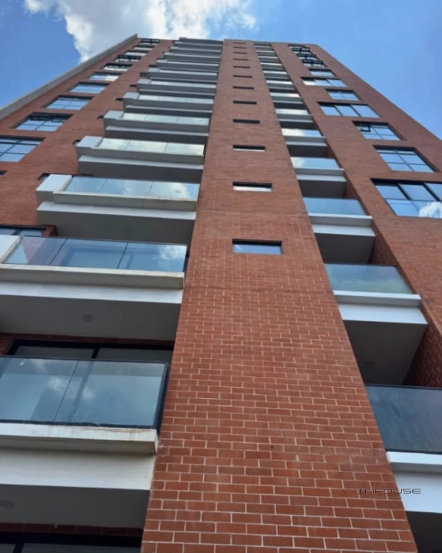 APARTAMENTO EN VENTA ZONA 15 PARA ESTRENAR - 2