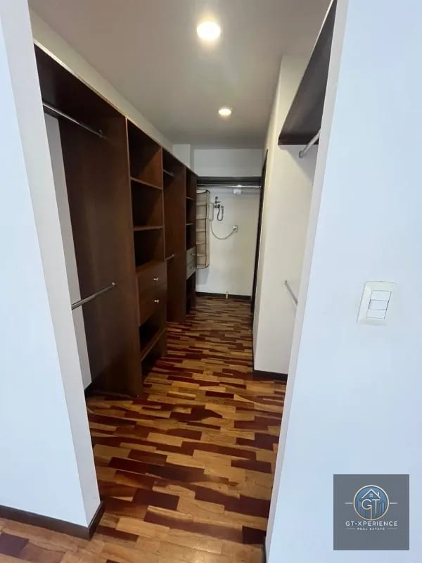 Lindo apartamento en venta o renta, en edificio Torre Quattro, zona 14 — Apartamento en Venta en Zona 14, Guatemala, Ciudad — foto 10 de 13