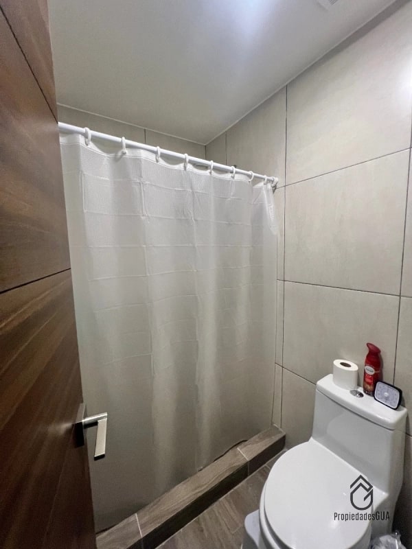 Apartamento con terraza y jardin 4 hab - 9