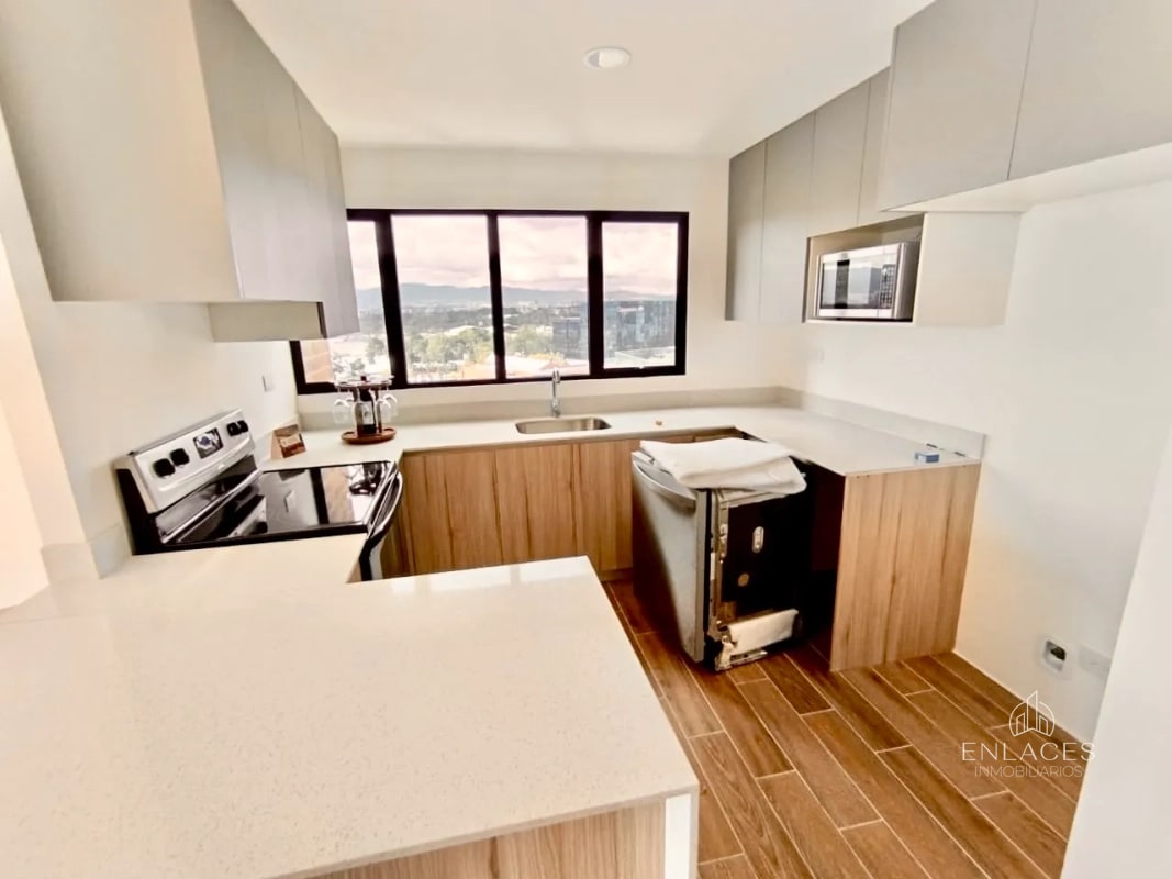Zona 14 • Apartamento en Renta • Edificio Parque 14 - 1