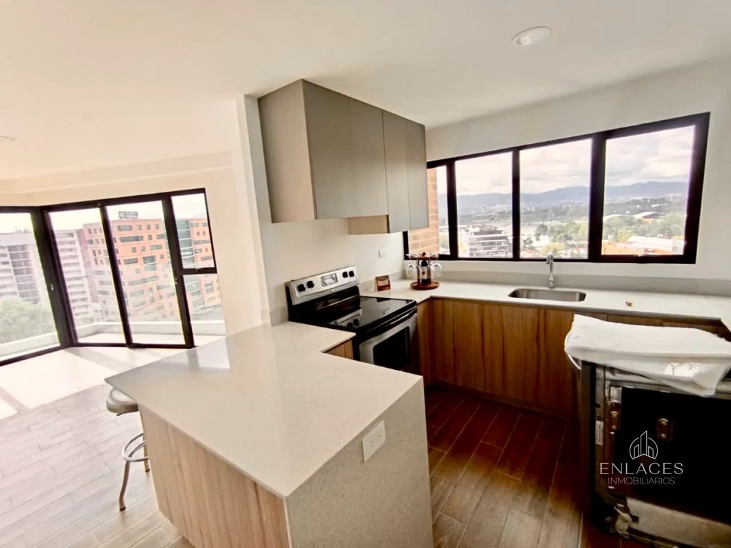 Zona 14 • Apartamento en Renta • Edificio Parque 14 - 15