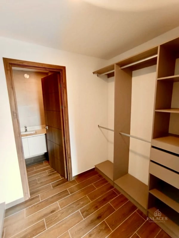 Zona 14 • Apartamento en Renta • Edificio Parque 14 - 11