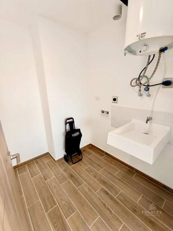 Zona 14 • Apartamento en Renta • Edificio Parque 14 - 4