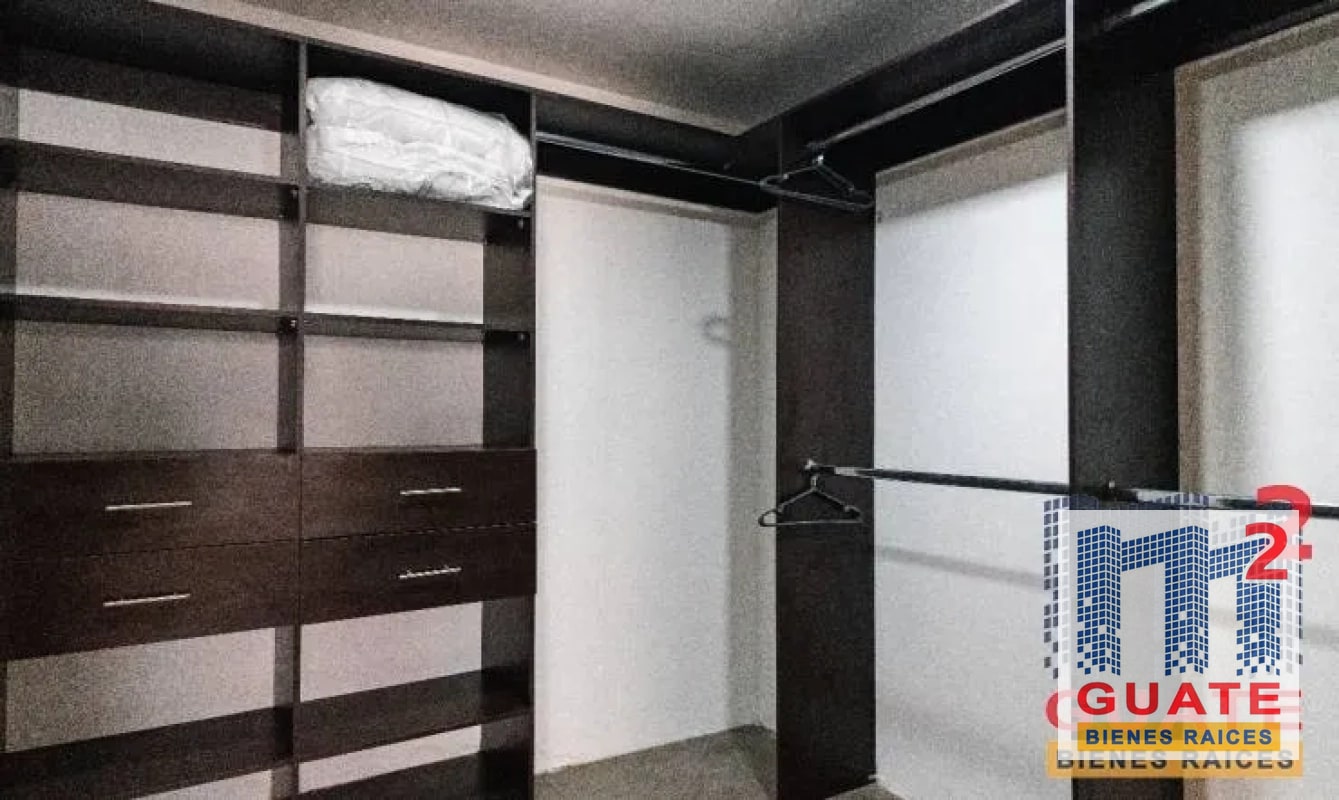 Apartamento en Venta, Zona 04 - 3