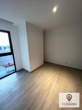 Apartamento en Renta en z10 Parque 10 — Apartamento en Alquiler en Parque 10, Zona 10, Guatemala, Ciudad — miniatura 5 de 16