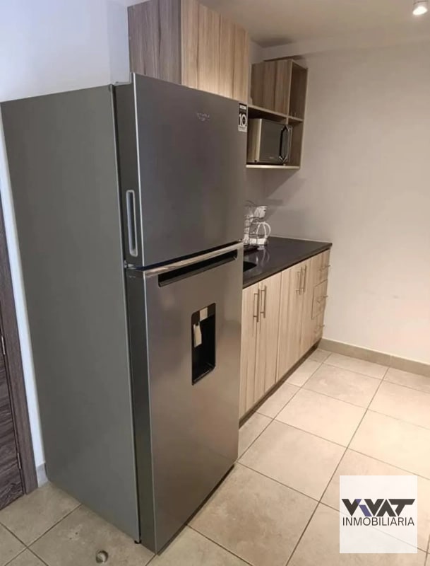 APARTAMENTO EN RENTA EN EDIFICIO MODRA ZONA 4 - 6