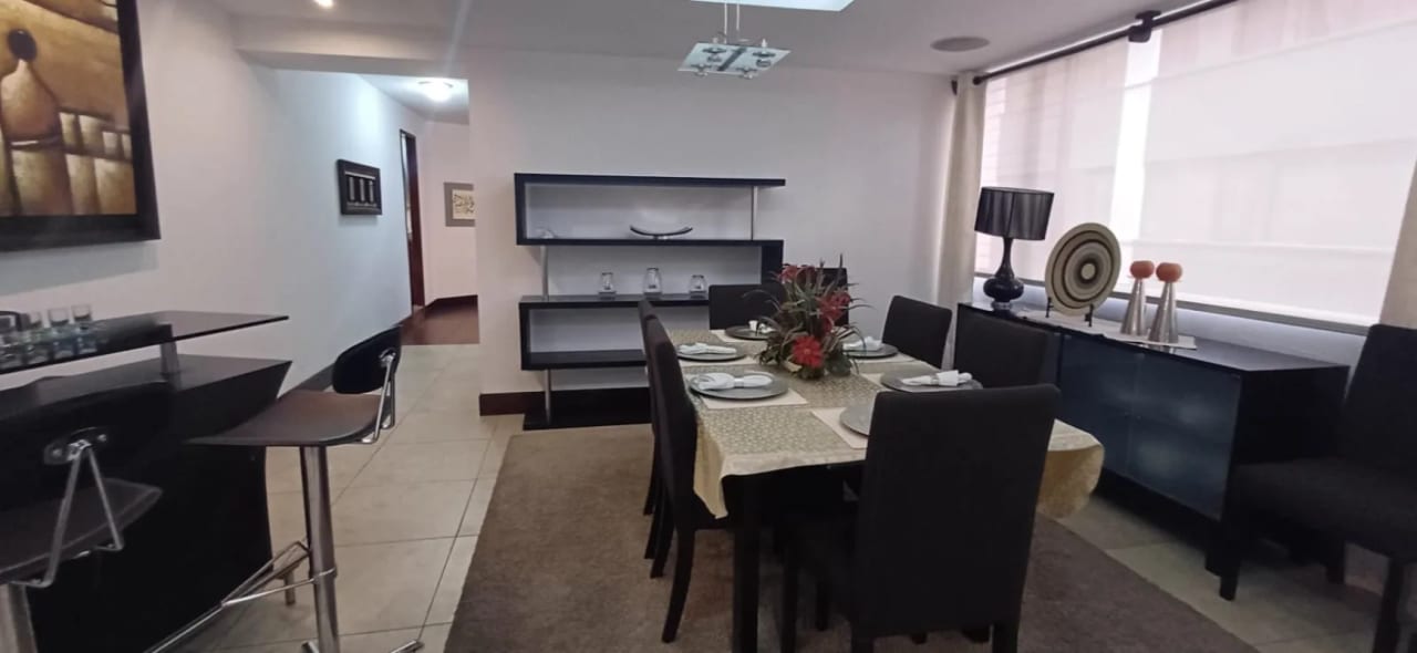 Apartamento amueblado en renta o venta en zona 10 — Apartamento en Alquiler en Zona 10, Guatemala, Ciudad — foto 16 de 16
