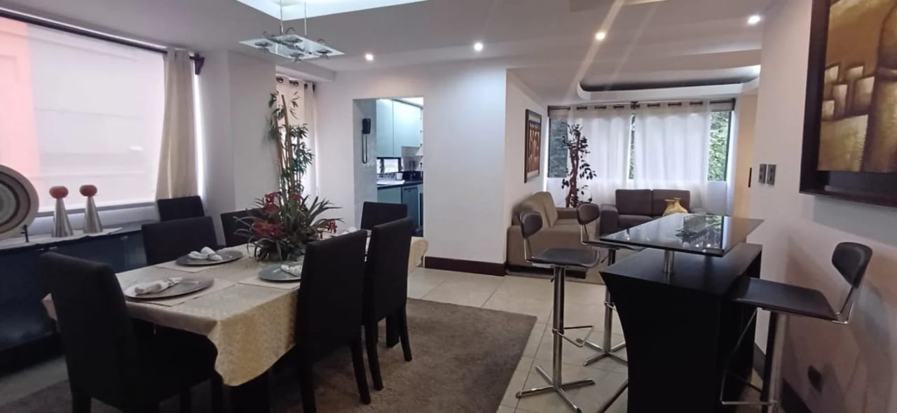 Apartamento amueblado en renta o venta en zona 10 — Apartamento en Alquiler en Zona 10, Guatemala, Ciudad — foto 12 de 16