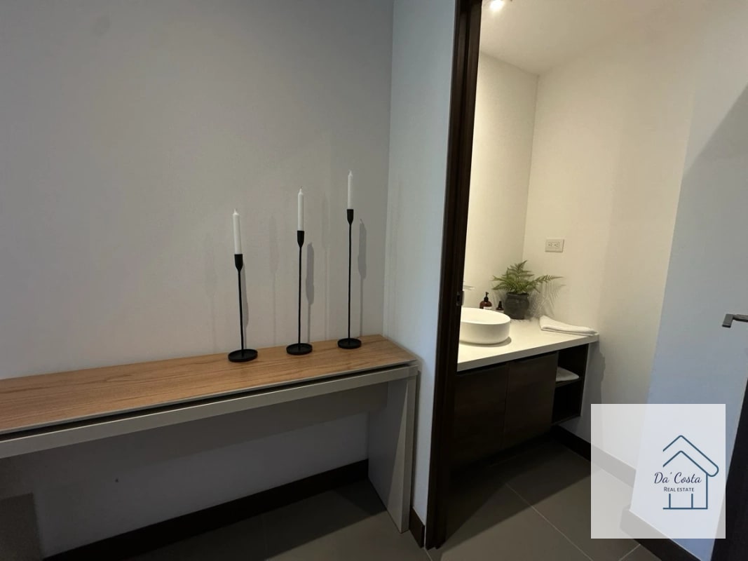 Apartamento en Venta Amueblado zona 13 - 6