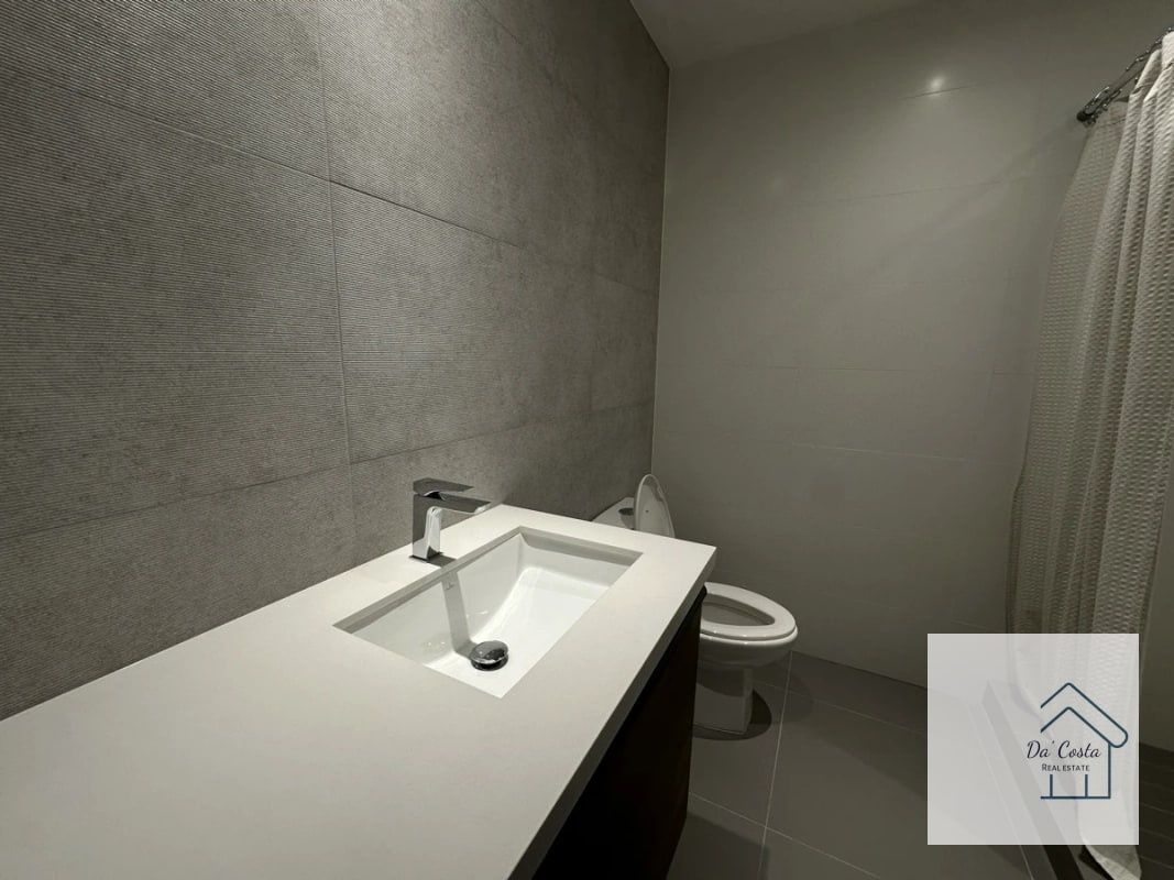 Apartamento en Venta Amueblado zona 13 - 2