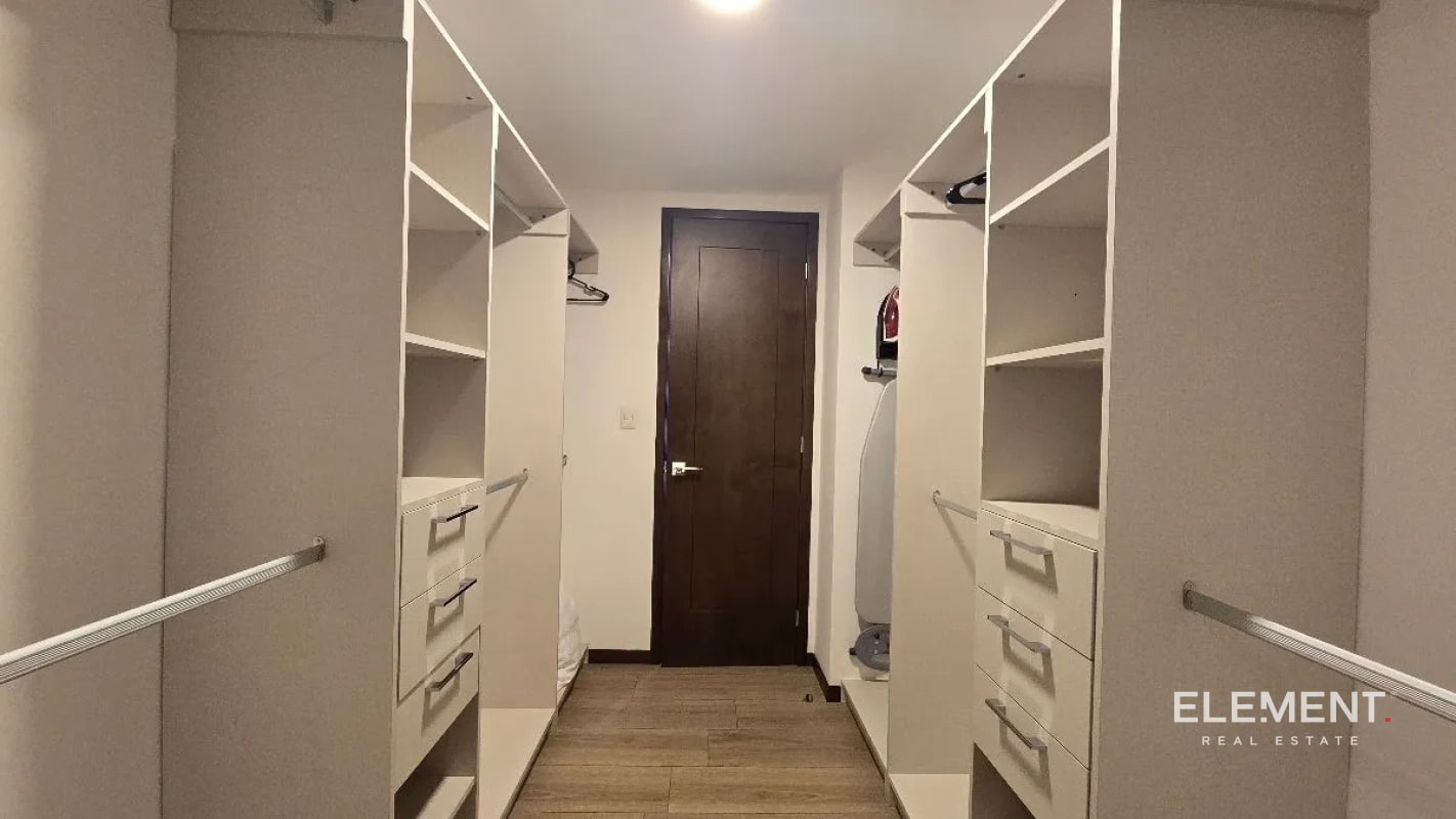 Apartamento amueblado en venta - Naridia, Zona 14 - 15