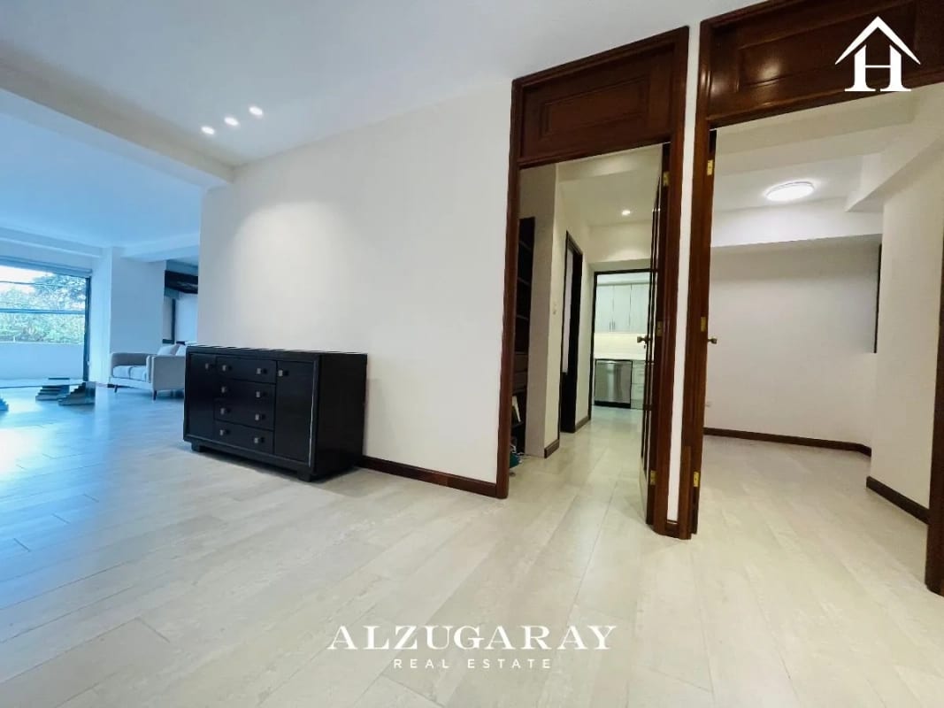 APTO. SEMIAMUEBLADO 2 HAB. / EDIFICIO Z. 14 — Apartamento en Alquiler en Zona 14, Guatemala, Ciudad — foto 8 de 13