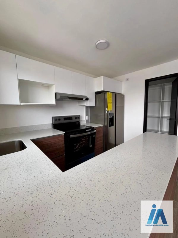 APARTAMENTOS EN ALQUILER – 📍Segheria, zona 14 - 12