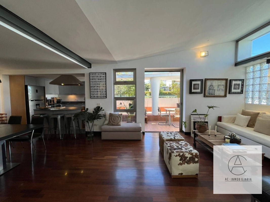 Loft en renta, en Oakland, zona 10 - 12