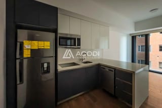 Apartamento en Zona 10 — Apartamento en Alquiler en Zona 10, Guatemala, Ciudad — miniatura 2 de 4