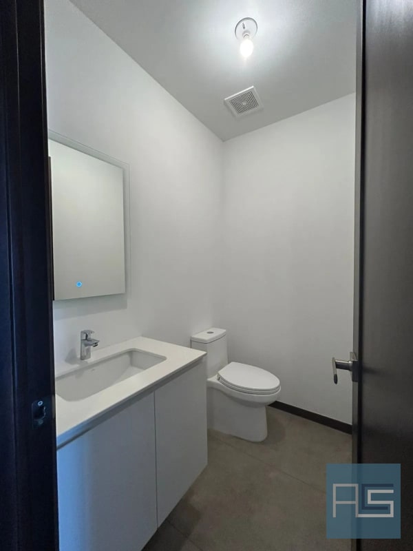 Amplio y moderno apartamento en Venta para estrenar en zona 15 de 3 hab, sector de San Lázaro - 15