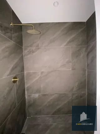 Apartamento con balcón en renta zona 10 edificio Atarah — Apartamento en Alquiler en Atarah, Zona 10, Guatemala, Ciudad — miniatura 4 de 14