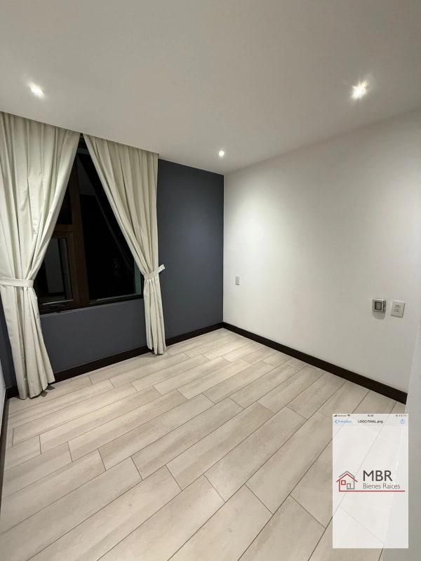 Apartamento en venta zona 15,Liv. - 2