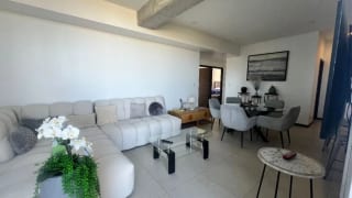 Apartamento Amueblado y Equipado MIRA zona 10 — Apartamento en Alquiler en Mira, Zona 10, Guatemala, Ciudad — miniatura 4 de 16