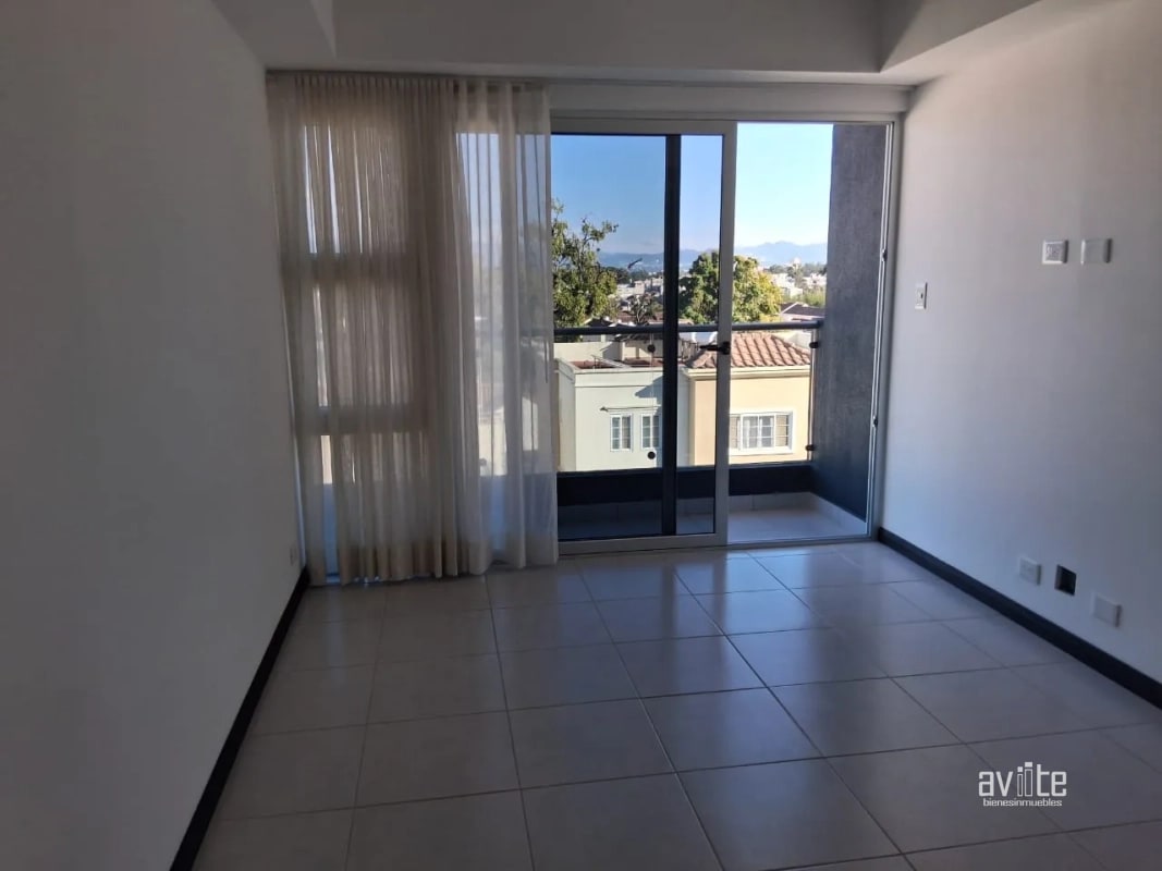 Condado Naranjo, Serena: apartamento 2 habitaciones con balcón Q5,200.00 - 6