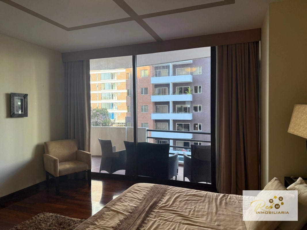 VENTA- APARTAMENTO - CASA RIALTO ZONA 14 - 4