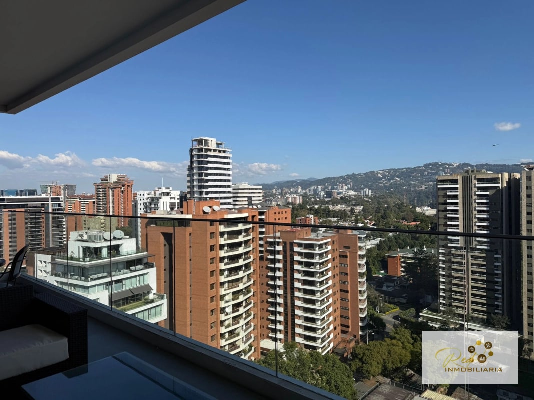 VENTA-APARTAMENTO ECHO TORRE I, ZONA 14. - 1