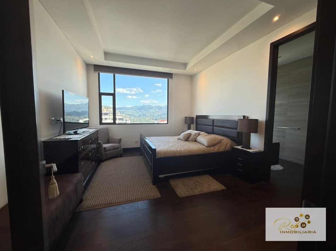 VENTA-APARTAMENTO ECHO TORRE I, ZONA 14. - 12