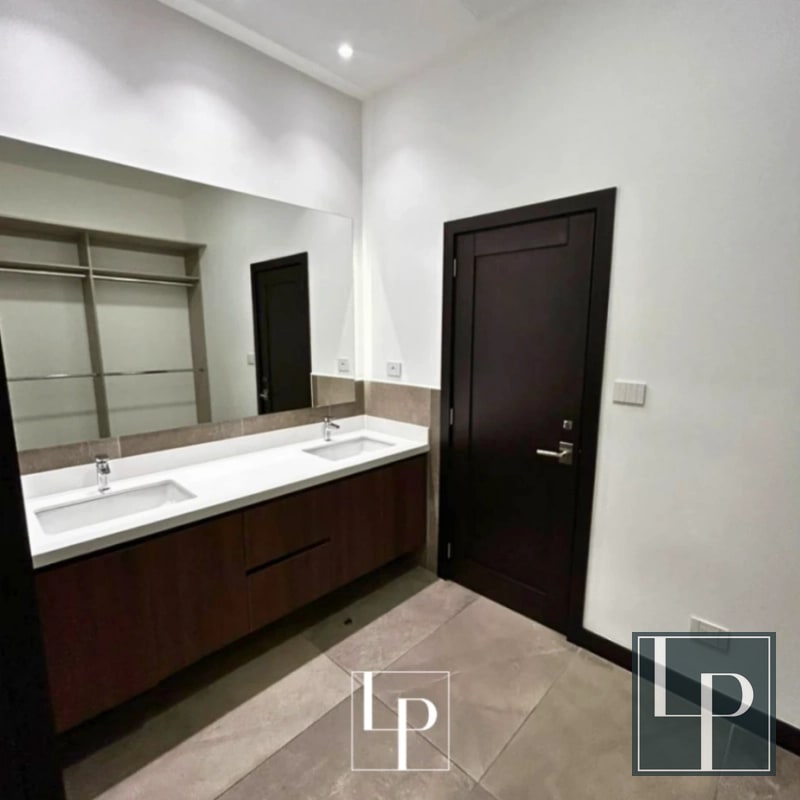 Apartamento en renta en Olmos de Cayalá - 7