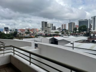 Apartamento  en Venta 1 Habitación Zona 10 — Apartamento en Venta en Jardines del Acueducto, Zona 10, Guatemala, Ciudad — miniatura 2 de 8
