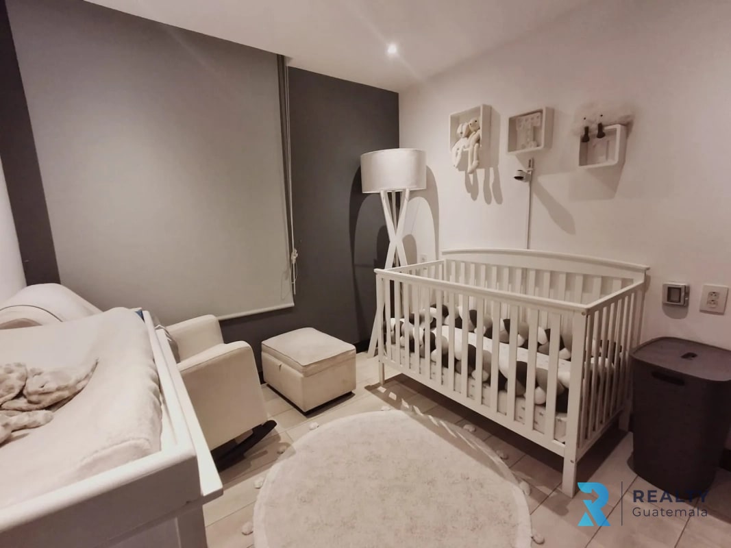 VENDO Apartamento  Zona 15, LIV - 3