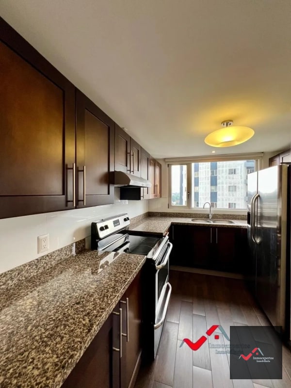 Apartamento en Renta  Zona 14 - 10