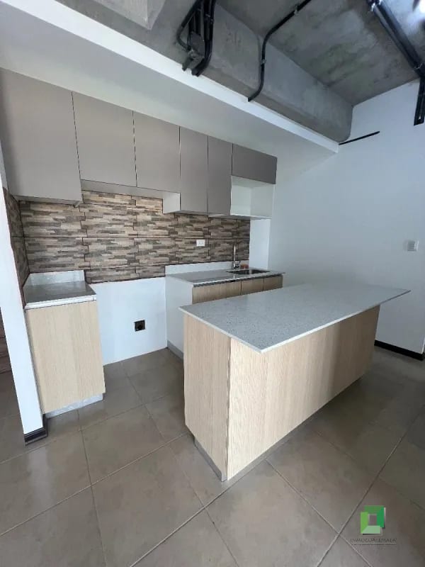 apartameto renta — Apartamento en Alquiler en Zona 4 Mixco, Guatemala, Ciudad — foto 3 de 17
