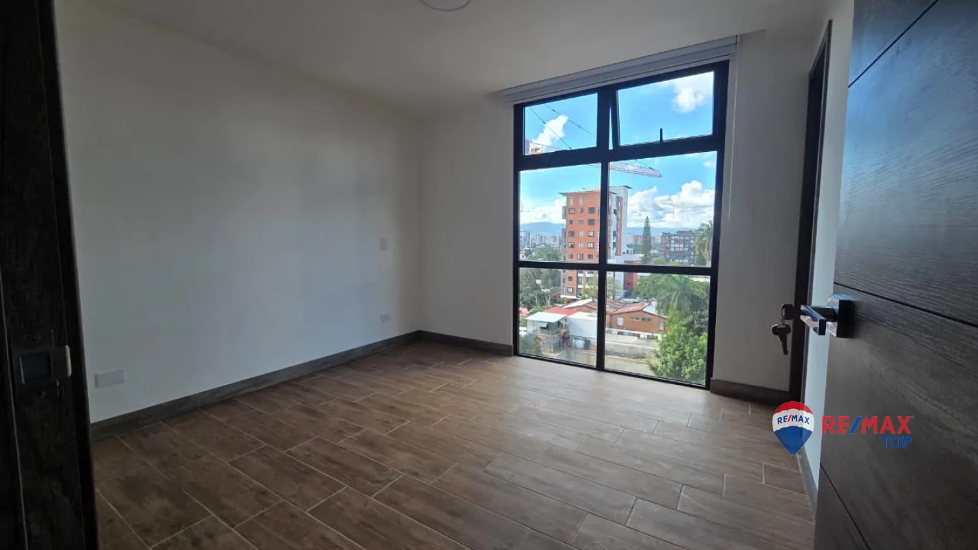 ZONA 15, APTO. EN EDIFICIO KIINTEA LISTO PARA ESTRENAR - 5