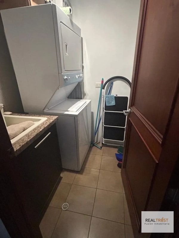 Apartamento amueblado en zona 14 - 9