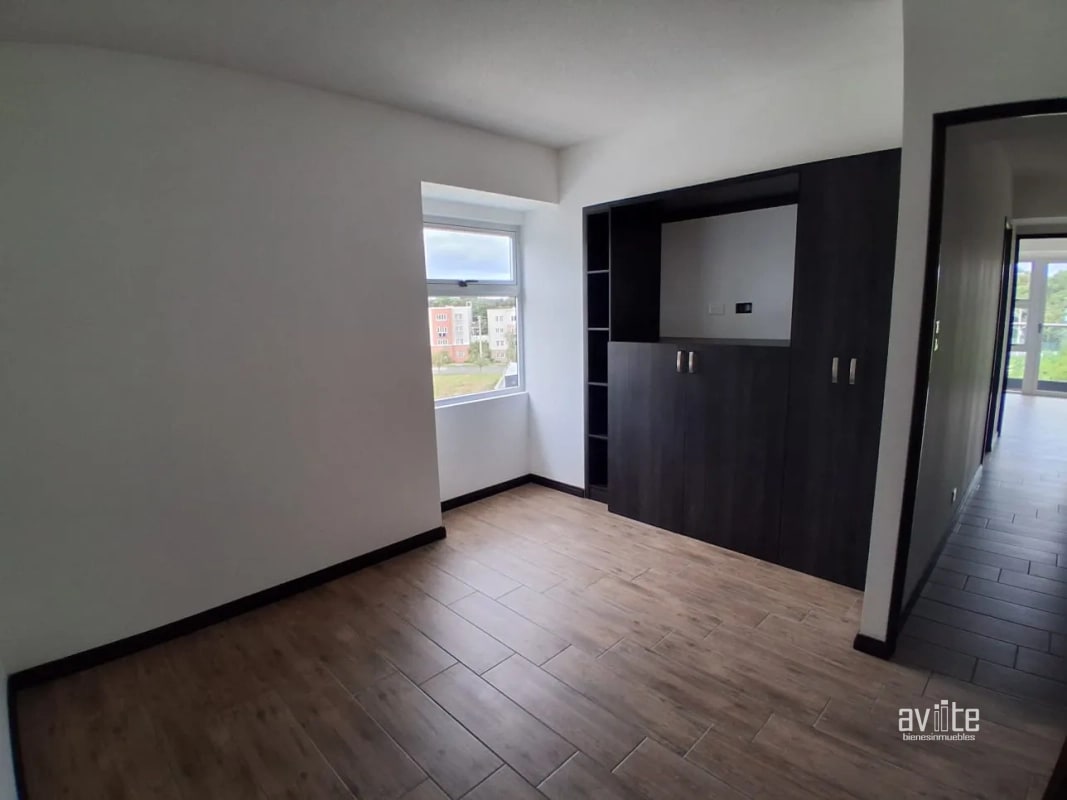 CONDADO NARANJO:   Villa en nivel medio para estrenar.   Q7,500.00 manto.incluido - 2