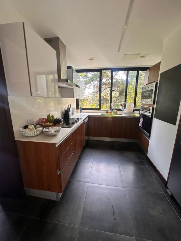 venta de apartamento en VH1 vista al bosque — Apartamento en Venta en Silento, Zona 15, Guatemala, Ciudad — foto 2 de 12