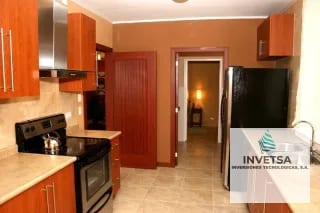 AMPLIO APARTAMENTO 3 DORMITORIOS ZONA 15 — Apartamento en Venta en Vista Hermosa II, Zona 15, Guatemala, Ciudad — miniatura 8 de 9