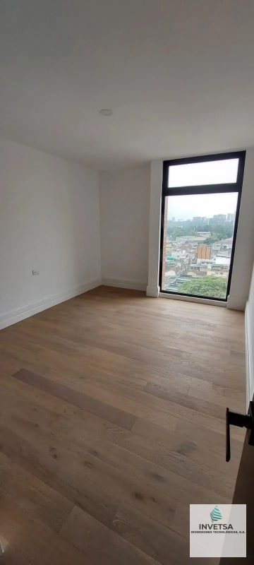 APARTAMENTO 3 DORMITORIOS CENTRICO ZONA 5 - 7