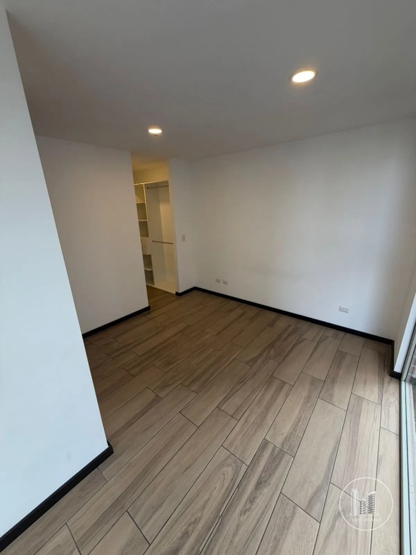 Lindo apartamento en renta en zona 15 dentro de garita - 4