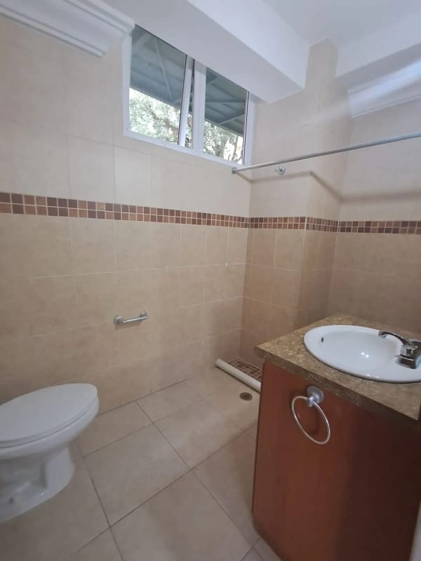 Alquiler de Apartamentos en Veremos Zona 16 — Apartamento en Alquiler en Zona 16, Guatemala, Ciudad — foto 8 de 8