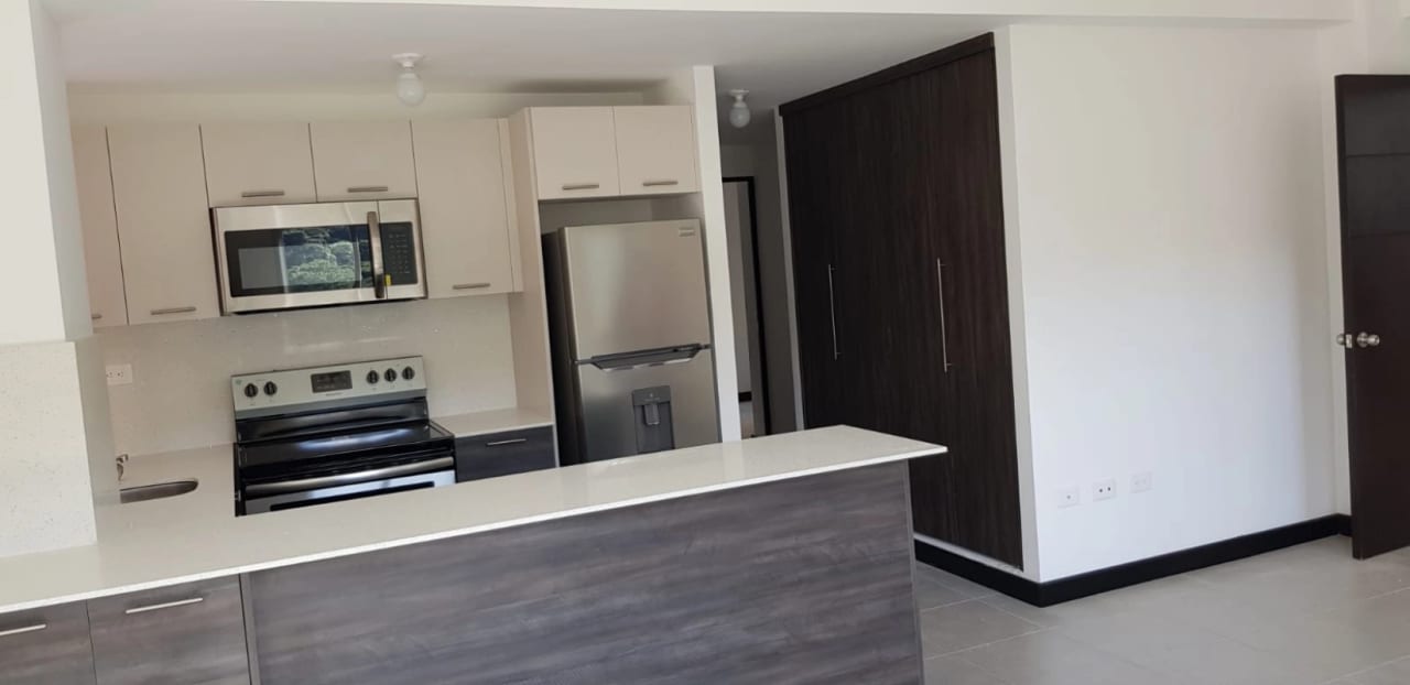 Apartamento en venta o renta en Cañadas 16 — Apartamento en Venta en Zona 16, Guatemala, Ciudad — foto 1 de 11