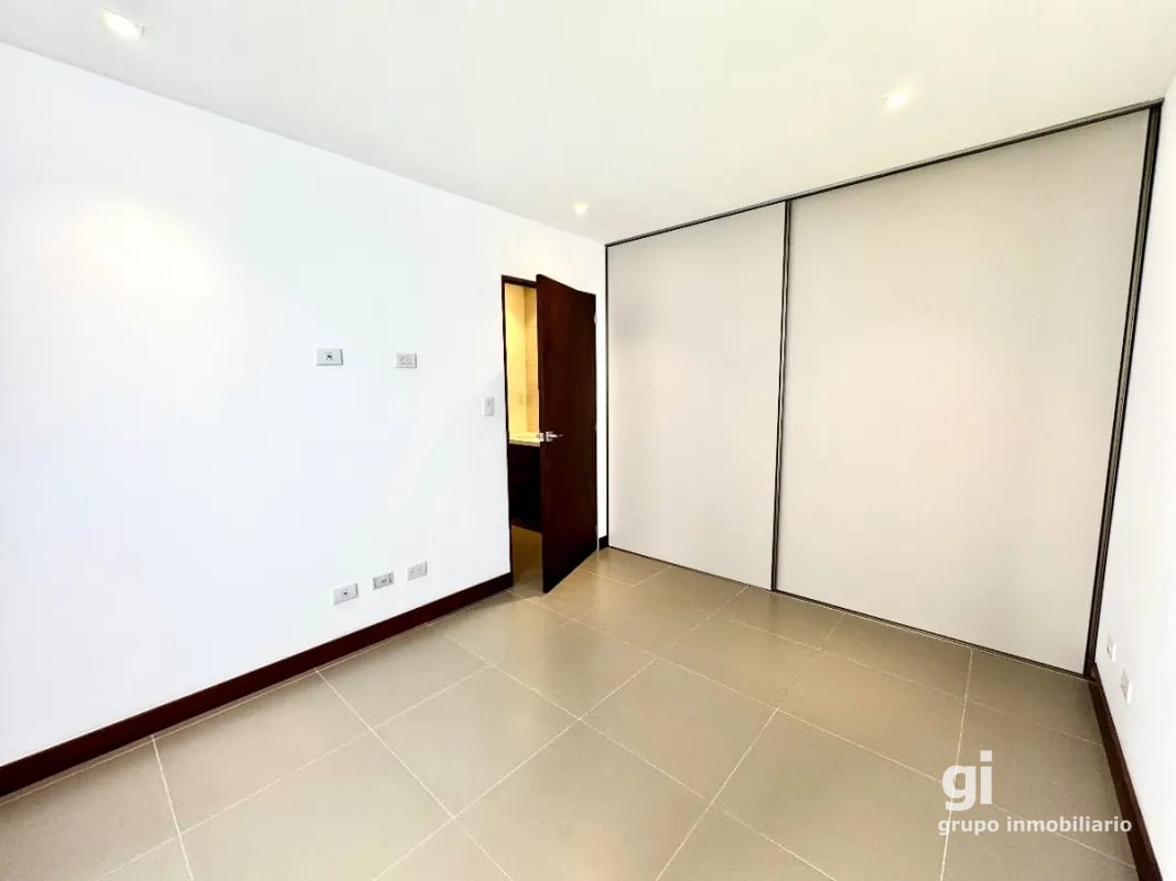 Apartamento en venta como casa en zona 13 — Apartamento en Venta en Zona 13, Guatemala, Ciudad — foto 13 de 15