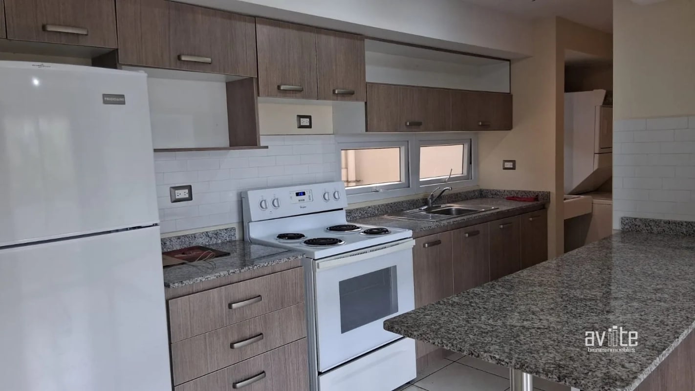 Condado Naranjo:   apartamento con linea blanca y 3 habitaciones en alquiler Q6,000 negociables - 5