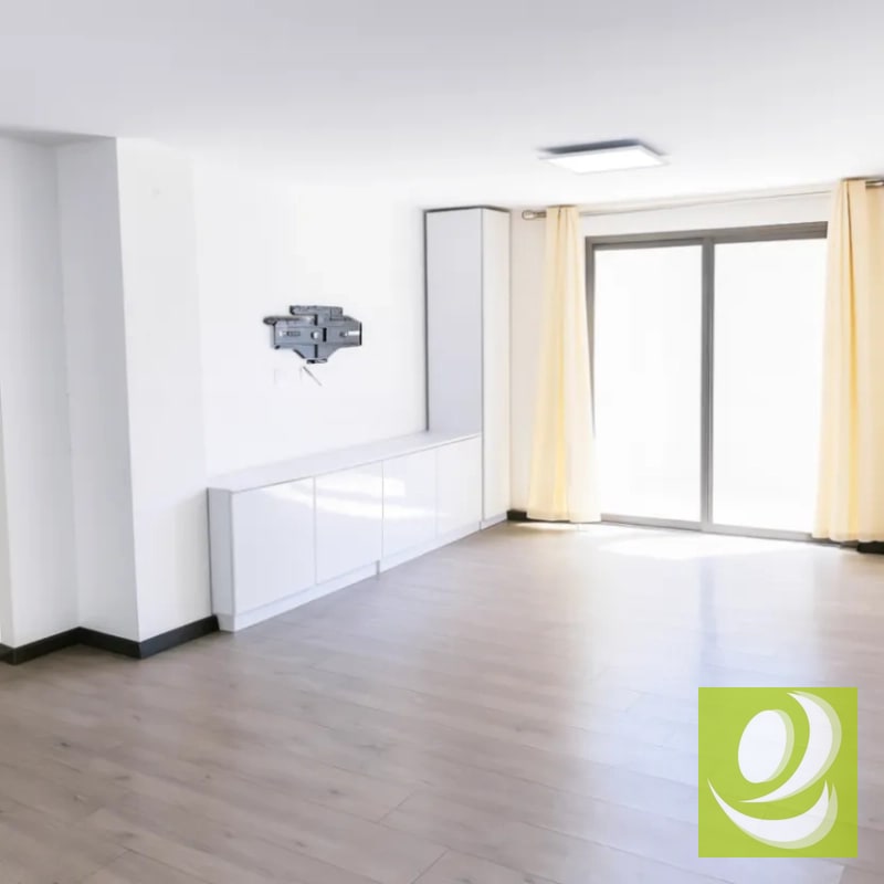 Vendo Apartamento Con Patio en Di Fiori Zona 7 - 7