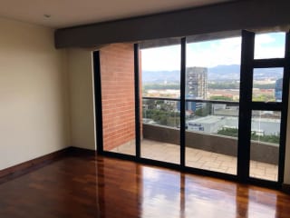 Alquiler de Apartamento San Angel Zona 14 — Apartamento en Alquiler en Zona 14, Guatemala, Ciudad — miniatura 1 de 15