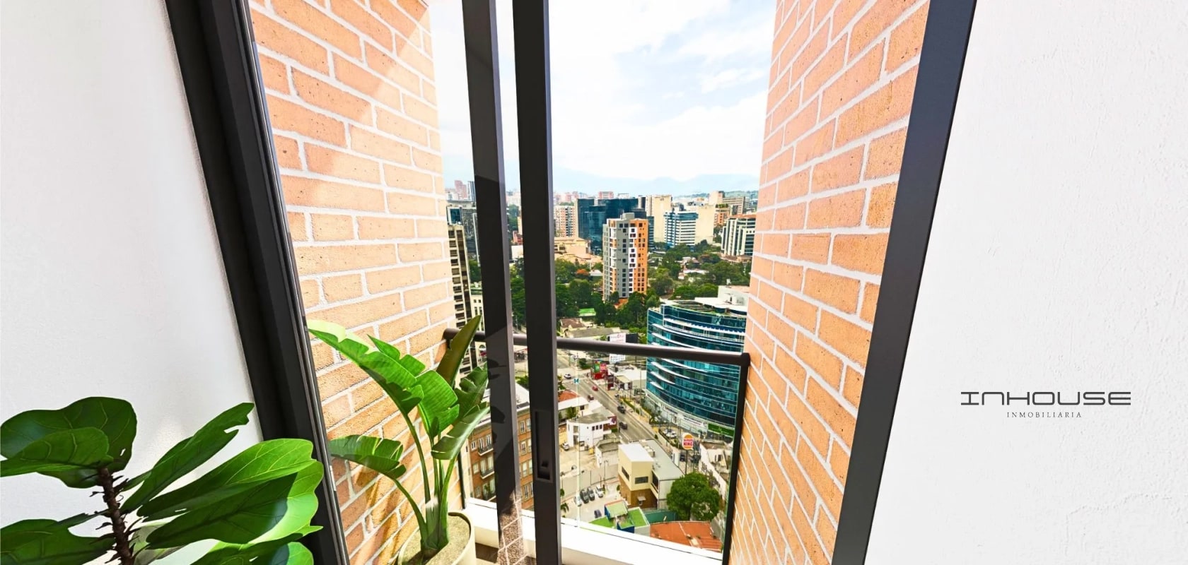 APARTAMENTO EN VENTA ZONA 10 EN PLANOS - 2