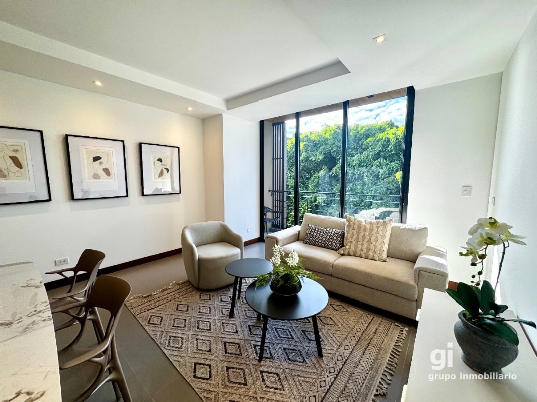 Apartamento de 2 dormitorios en venta en zona 13 - 1