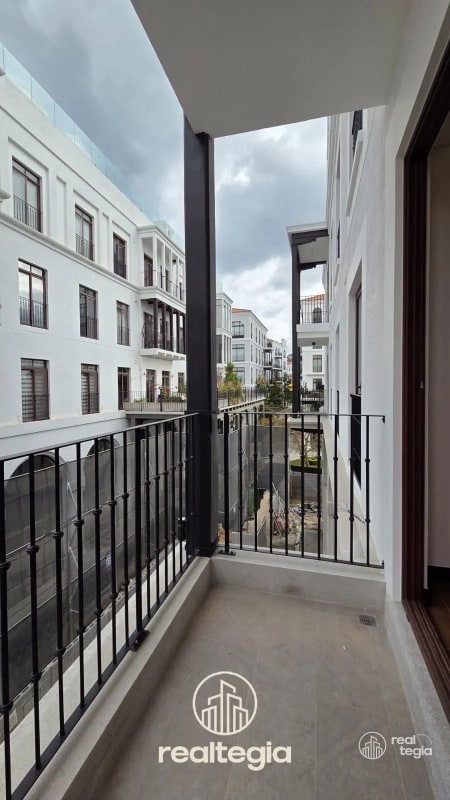 APARTAMENTO EN LIRIOS  DE CAYALÁ - 2