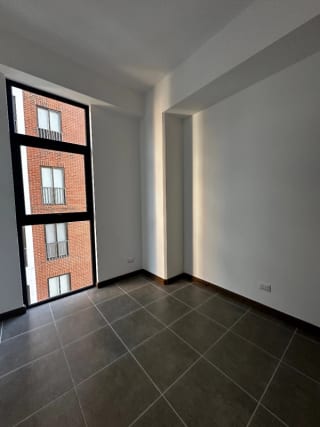 Apartamento en alquiler-Edificio Quince Esquina, Z.15 VHI — Apartamento en Alquiler en Quince Esquina, Zona 15, Guatemala, Ciudad — miniatura 7 de 11